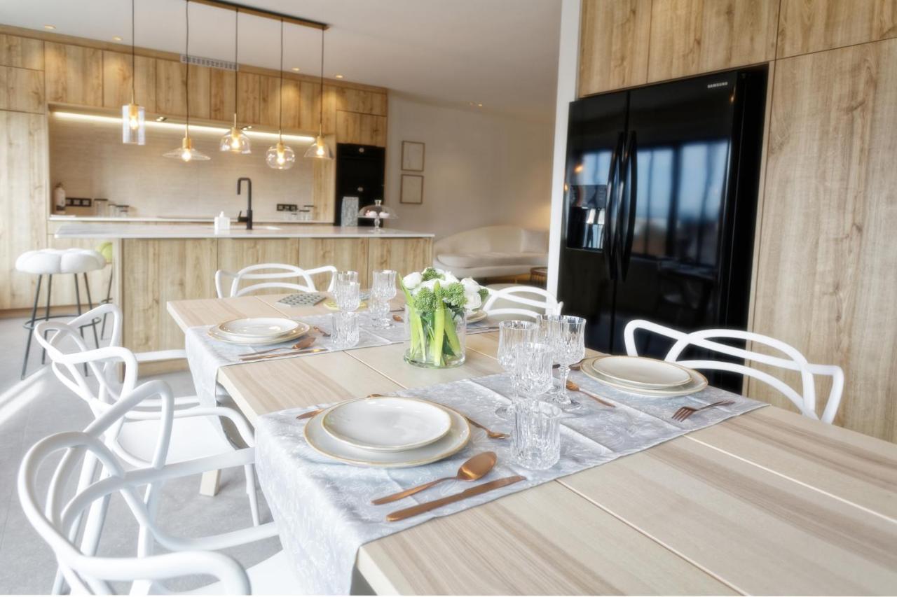 Aparthotel Les Terrasses De Sainte Waudru Mons Zewnętrze zdjęcie